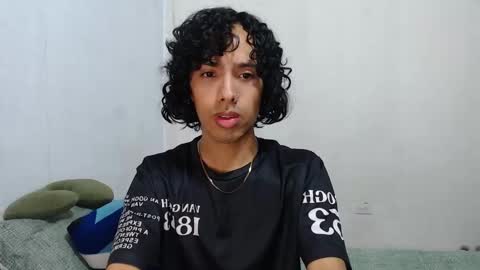 Alexis online show from 12-05-25, 02:47