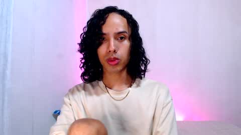 Alexis online show from 06-25-26, 09:25