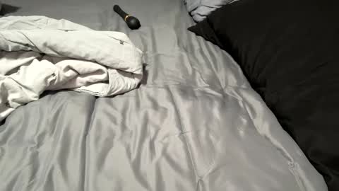 Snapshot of alexis_696969 chatting on 01-01-25, 02:41 Alexis online show from 01-01-25, 02:41