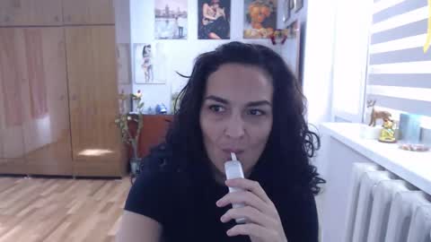 AlexisMillers online show from 10-30-25, 10:27