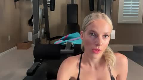 alexispaige06 online show from 07-28-26, 04:16