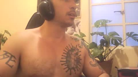 Alexxx online show from 05-18-26, 01:02