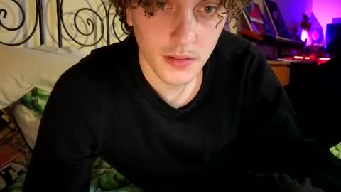 Snapshot of alexrhodesxxx chatting on 12-01-24, 07:25 Alex online show from 12-01-24, 07:25