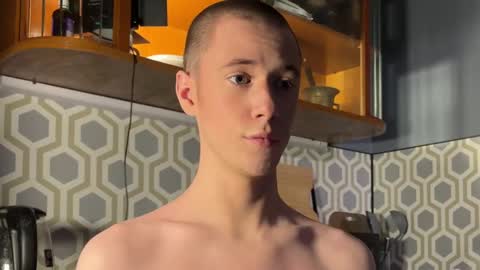 Snapshot of alexwos chatting on 12-16-24, 12:26 Alex online show from 12-16-24, 12:26