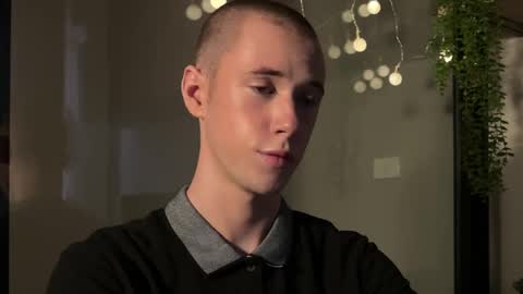 Snapshot of alexwos chatting on 02-02-25, 09:08 Alex online show from 02-02-25, 09:08