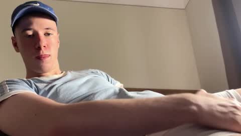 Snapshot of alexwos chatting on 02-24-26, 12:47 Alex online show from 02-24-26, 12:47