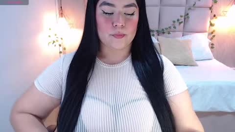 Snapshot of alexxa_curvy_ chatting on 02-22-25, 12:05 Alexxa curvy online show from 02-22-25, 12:05