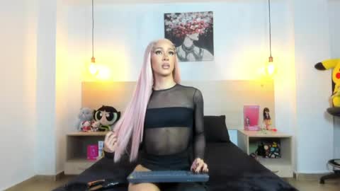 Snapshot of alexxa_meow chatting on 06-06-26, 11:42 A L E X A online show from 06-06-26, 11:42