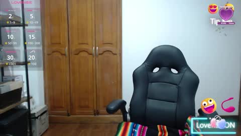 Snapshot of alexxandra20 chatting on 10-02-25, 04:52 alexa online show from 10-02-25, 04:52