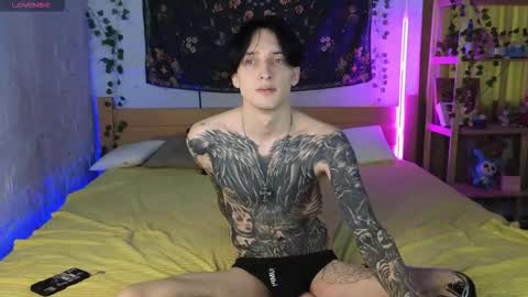 Snapshot of alexxone_ chatting on 02-04-26, 03:12 Alex online show from 02-04-26, 03:12