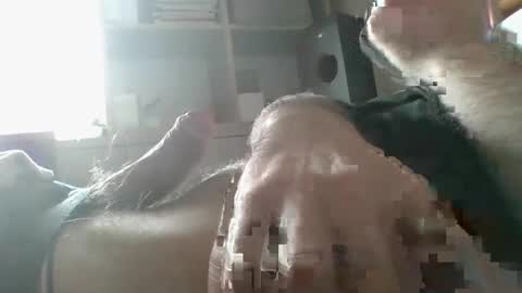 Snapshot of alexxro20 chatting on 01-08-25, 07:55 alexxro20 online show from 01-08-25, 07:55