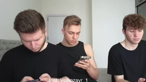 Snapshot of alexxx_d chatting on 05-03-26, 08:31 AlexDimaIgor online show from 05-03-26, 08:31
