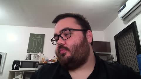 Snapshot of alexxxbear chatting on 02-10-25, 06:03 alexxxbear online show from 02-10-25, 06:03