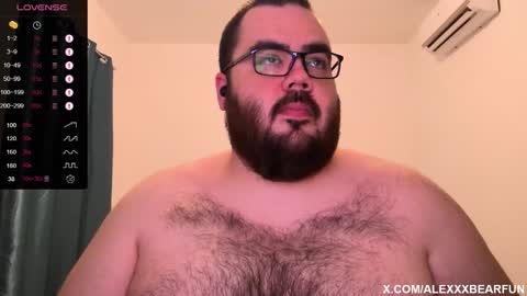Snapshot of alexxxbear chatting on 01-14-26, 03:28 alexxxbear online show from 01-14-26, 03:28