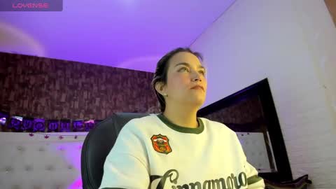 Snapshot of alezzafox__ chatting on 10-13-25, 06:46 alezzafox__ online show from 10-13-25, 06:46