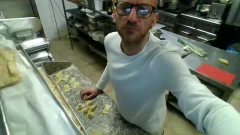 Snapshot of alfred151 chatting on 03-28-26, 02:55 Edgarrrdd1021 online show from 03-28-26, 02:55