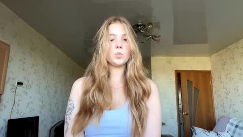 Snapshot of alfrediamalcom chatting on 09-12-25, 07:41 Maria online show from 09-12-25, 07:41