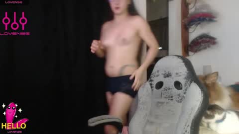Snapshot of alguien_mas01 chatting on 06-08-26, 06:03 cami online show from 06-08-26, 06:03