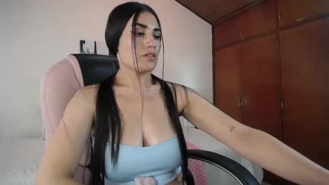 Snapshot of alheli_16 chatting on 02-25-25, 06:09 Alheli online show from 02-25-25, 06:09