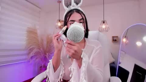 Snapshot of alheli_16 chatting on 11-01-25, 12:51 Alheli online show from 11-01-25, 12:51