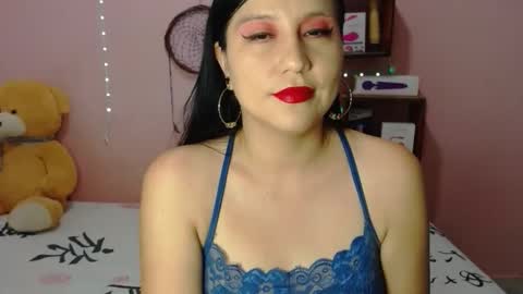 alixia online show from 04-10-26, 09:41