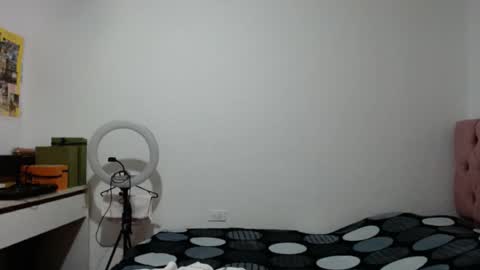 Alia  online show from 11-18-25, 12:42