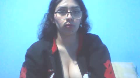 Snapshot of alibava22 chatting on 03-19-26, 11:20 alibava22 online show from 03-19-26, 11:20