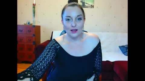 Snapshot of alice3694 chatting on 03-12-26, 05:57 Alice online show from 03-12-26, 05:57