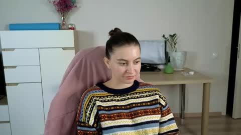 Alice online show from 09-19-25, 06:19