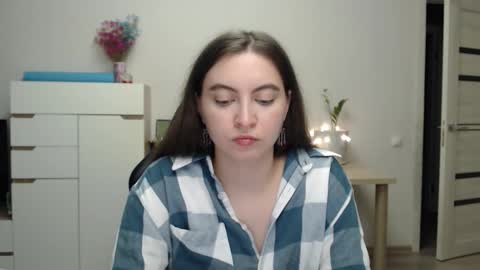 Alice online show from 12-05-25, 06:48