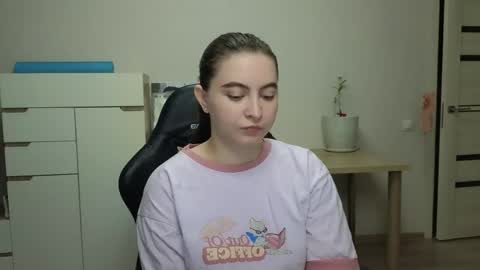 Alice online show from 04-30-26, 06:25
