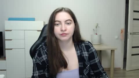 Alice online show from 05-25-26, 11:27
