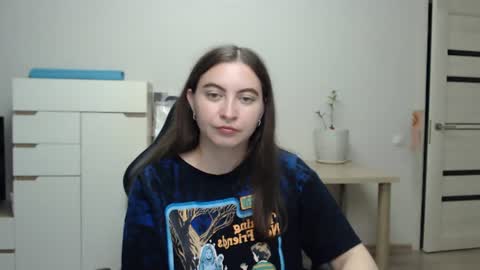 Alice online show from 07-21-26, 03:47