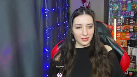 Snapshot of alice_bailey chatting on 12-14-24, 07:03 Alice online show from 12-14-24, 07:03