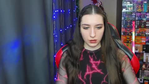 Snapshot of alice_bailey chatting on 12-25-24, 04:43 Alice online show from 12-25-24, 04:43