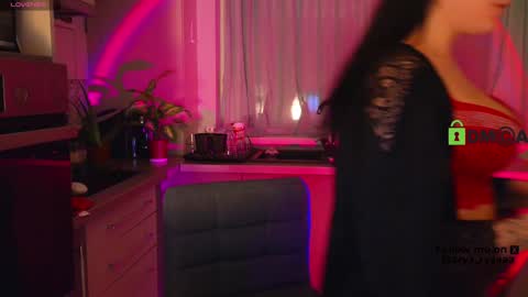 Snapshot of alice_bane chatting on 12-10-24, 08:38 A R Y A  T I A online show from 12-10-24, 08:38