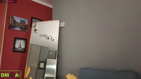 Snapshot of alice_bane chatting on 12-19-24, 07:40 A R Y A  T I A online show from 12-19-24, 07:40