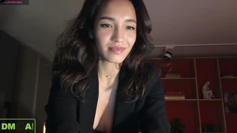 Snapshot of alice_bane chatting on 12-20-24, 05:29 A R Y A  T I A online show from 12-20-24, 05:29