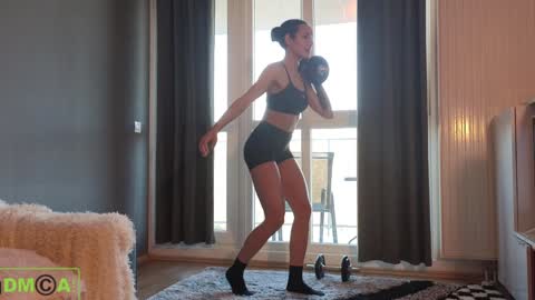 Snapshot of alice_bane chatting on 01-06-25, 11:07 A R Y A  T I A online show from 01-06-25, 11:07