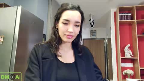 Snapshot of alice_bane chatting on 02-13-25, 07:21 A R Y A  T I A online show from 02-13-25, 07:21