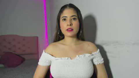 Snapshot of alice_cespedes chatting on 03-11-25, 10:31 alice_cespedes online show from 03-11-25, 10:31