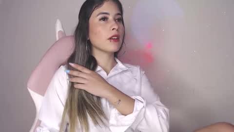 Snapshot of alice_cespedes chatting on 10-16-25, 10:11 alice_cespedes online show from 10-16-25, 10:11
