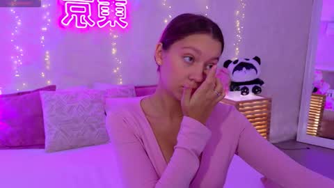 Alice in Wonderland  online show from 10-13-25, 05:51