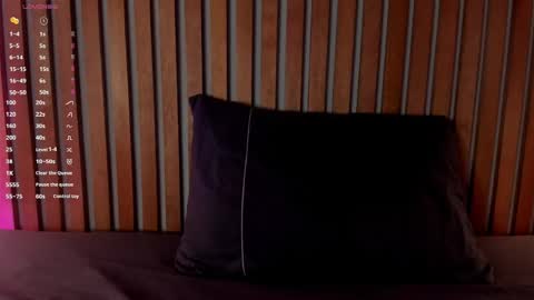 Snapshot of alice_colt chatting on 06-03-26, 02:33 Alice online show from 06-03-26, 02:33