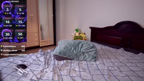 Snapshot of alice_edward chatting on 12-11-24, 10:27 DONT YOU DARE NOT SEEING MY BIRTHDAY STREAM NOVEMBER 12 ILL BE 21 1400 GMT-5 CHECK MY LOVENSE WISHLIST online show from 12-11-24, 10:27