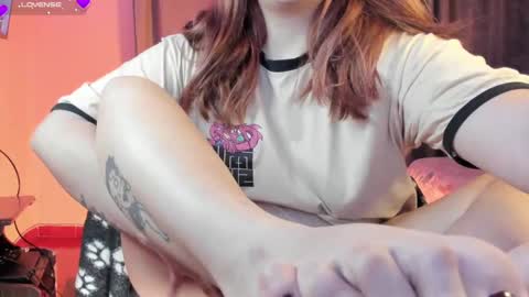 Snapshot of alice_fiend chatting on 02-16-25, 03:15 Alice online show from 02-16-25, 03:15