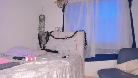 ALICE    Alice guzman online show from 10-30-25, 09:15