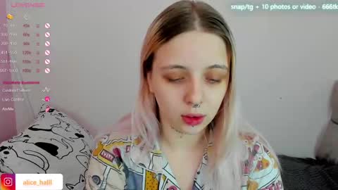 alice_halle online show from 02-18-25, 08:49