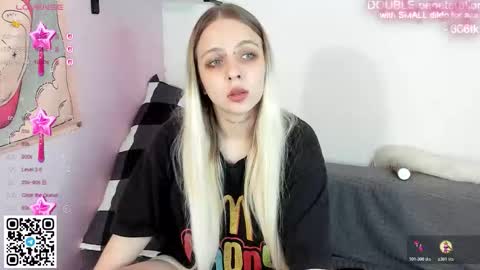alice_halle online show from 11-26-25, 10:16