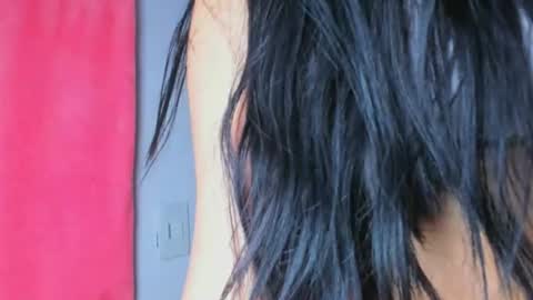 Snapshot of alice_jenner_ chatting on 07-14-26, 02:05 Alice online show from 07-14-26, 02:05